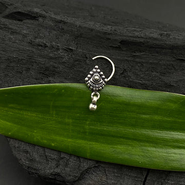 Tribe Vibe Hanging Bead Nose Pin